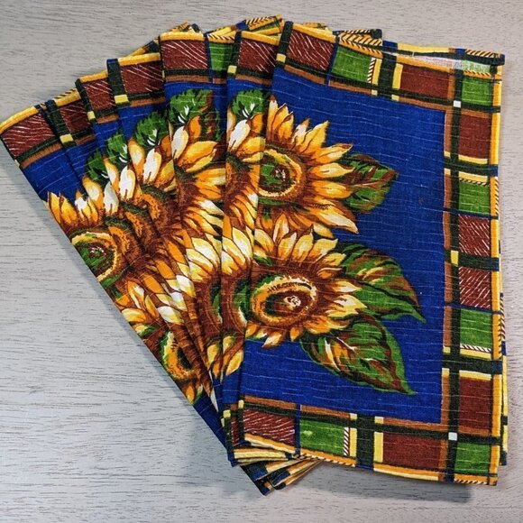 Sunflower Table Napkins with Matching Placemats Set - Picture 6 of 8